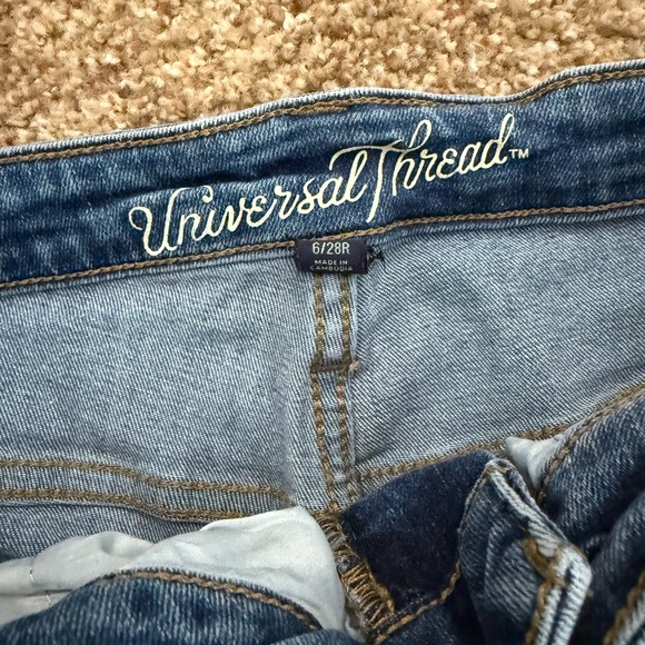Universal Thread Jeans - Picture 2 of 3